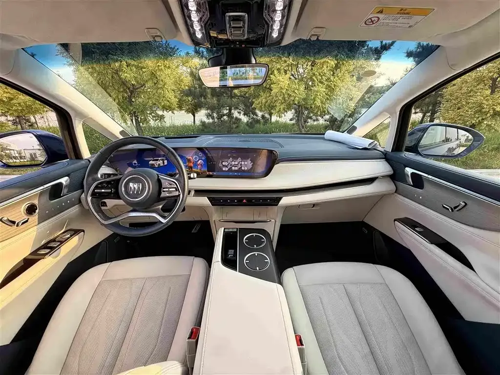 Buick GL8 Hybrid — фото 6