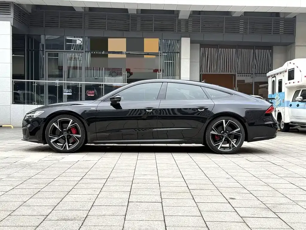 Audi A7 — фото 10