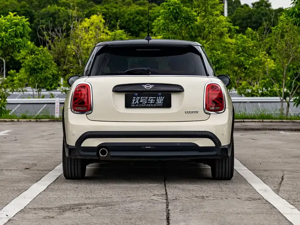 MINI Cooper (3-door) — фото 5