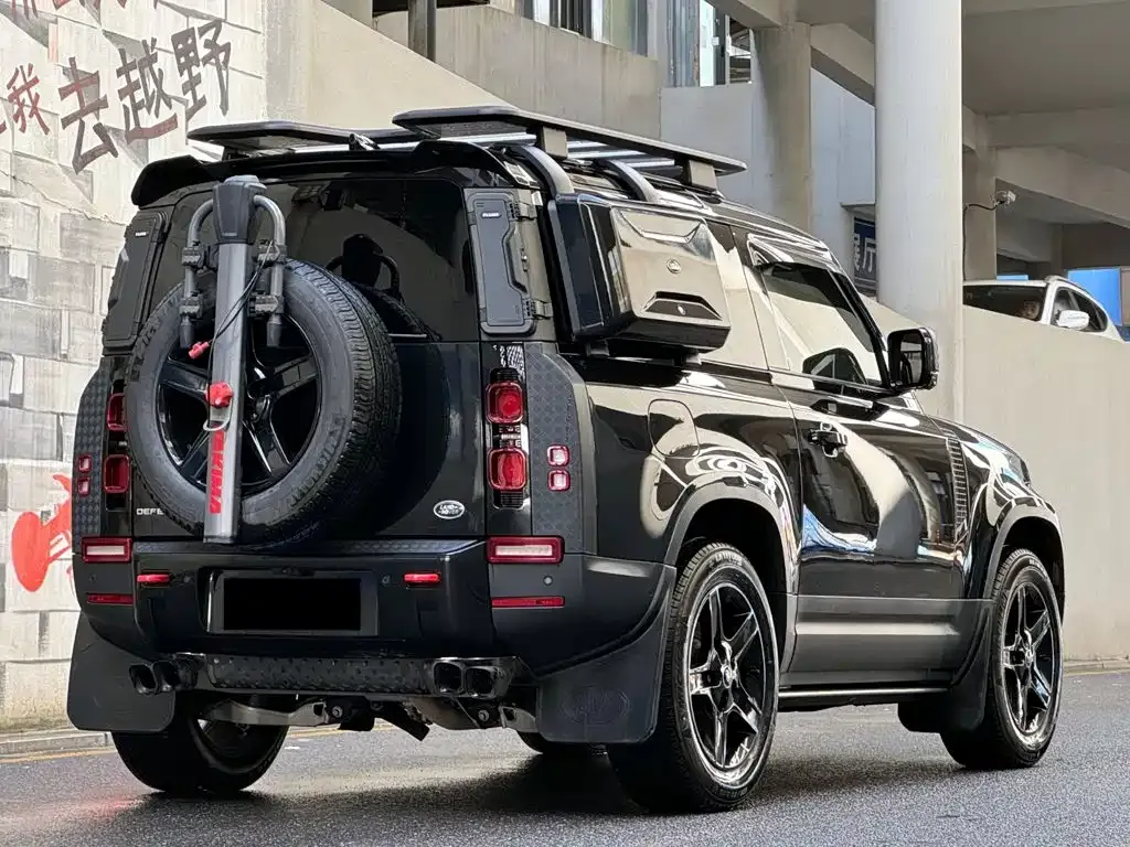 Land Rover Defender — фото 9