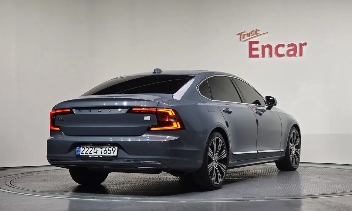 Volvo S90 — фото 3