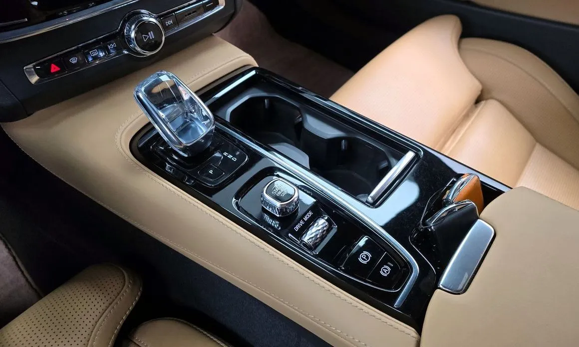 Volvo S90 — фото 7