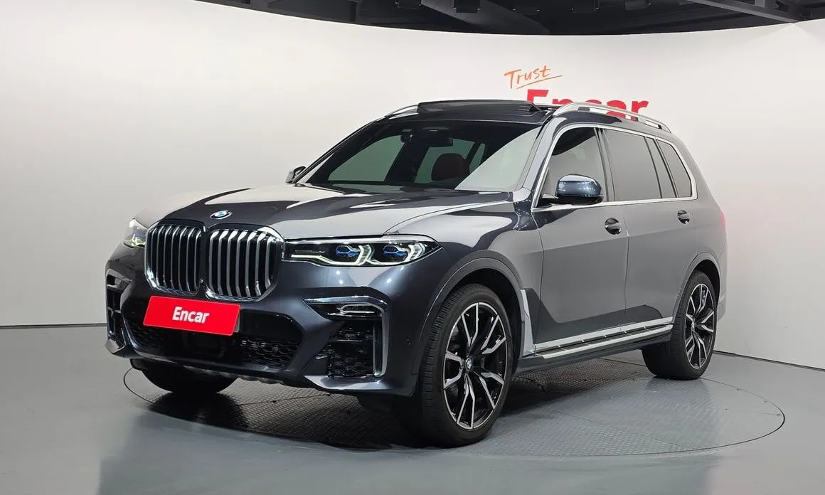 BMW X7 — фото 1