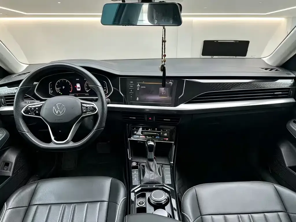 Volkswagen Passat — фото 3
