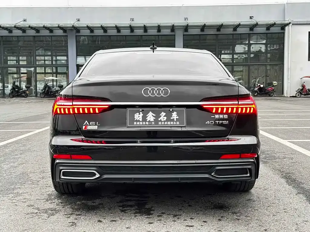 Audi A6L — фото 9