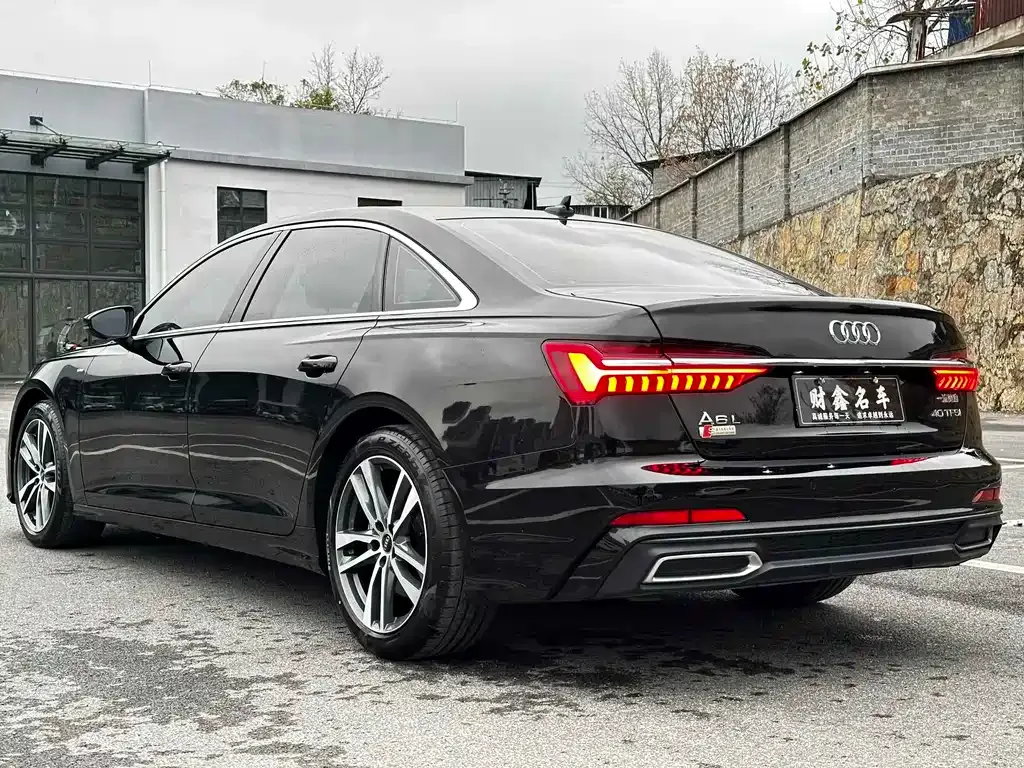 Audi A6L — фото 7