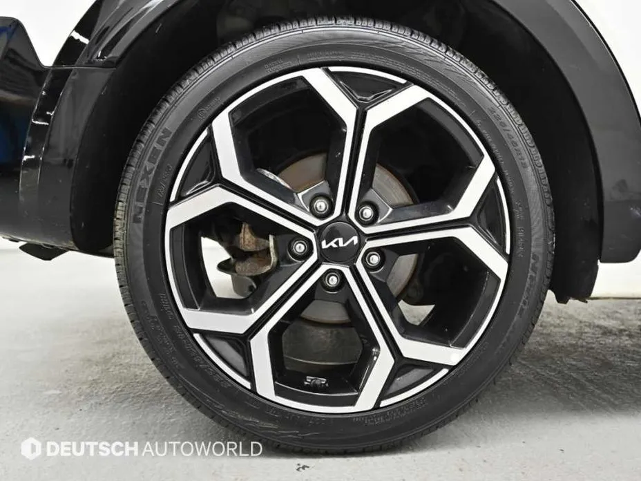 Kia Niro — фото 10