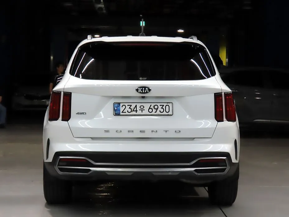 Kia Sorento — фото 5