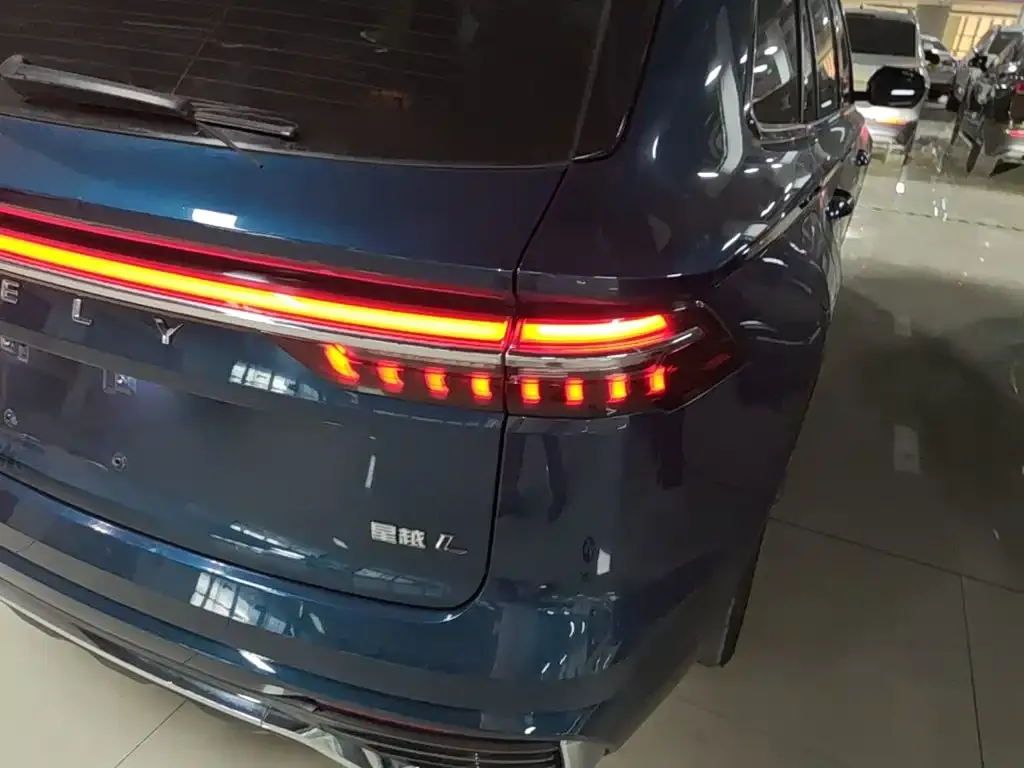 Geely Xingyue L — фото 3