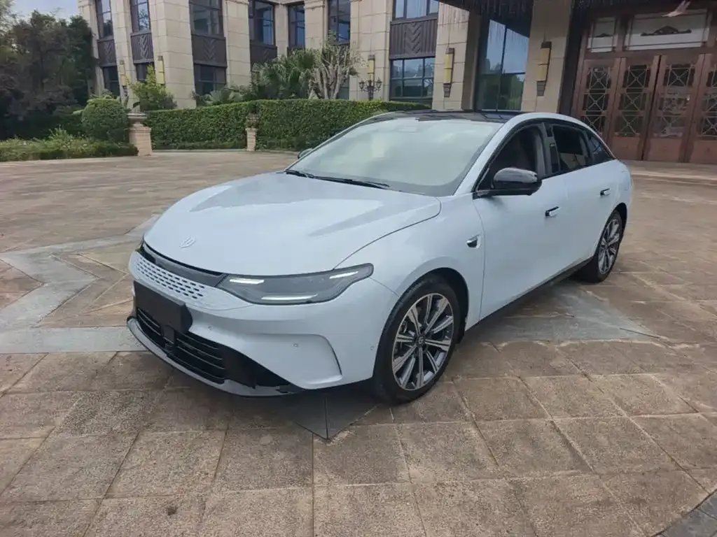 Leapmotor C01 — фото 1