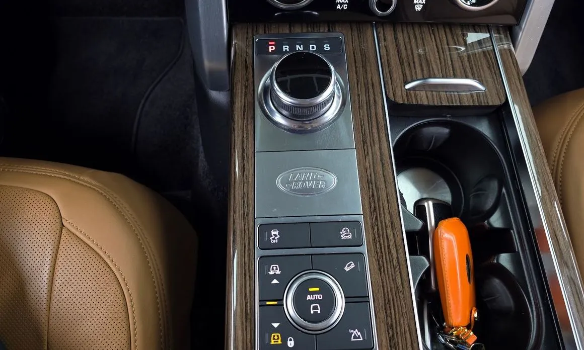 Land Rover Range Rover — фото 10