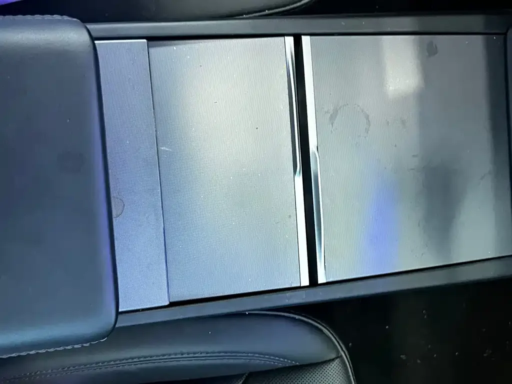 Tesla Model 3 — фото 10