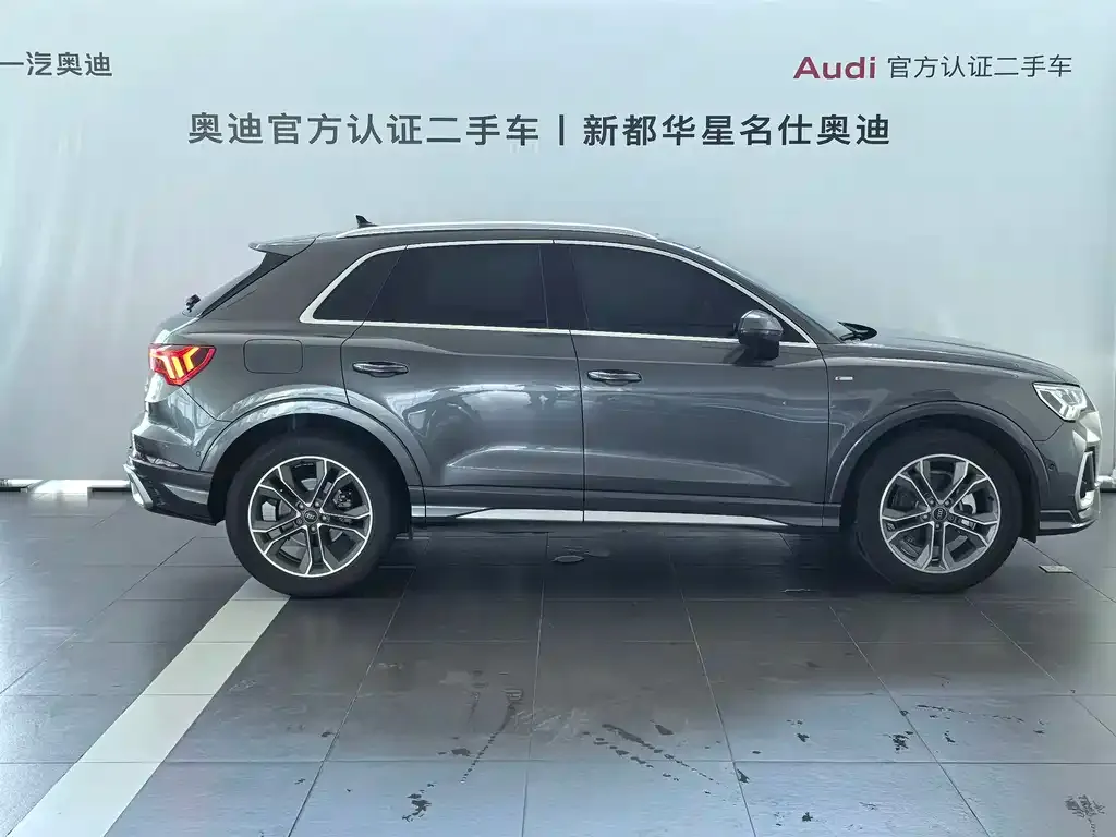 Audi Q3 — фото 10