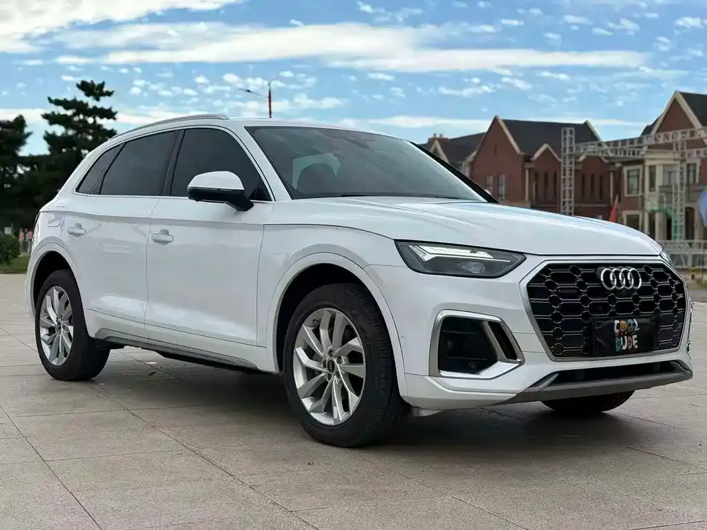 Audi Q5L — фото 2
