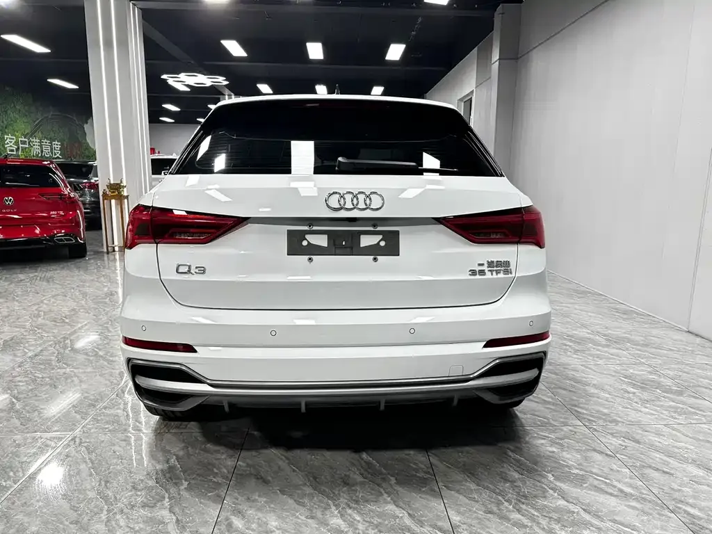 Audi Q3 — фото 8