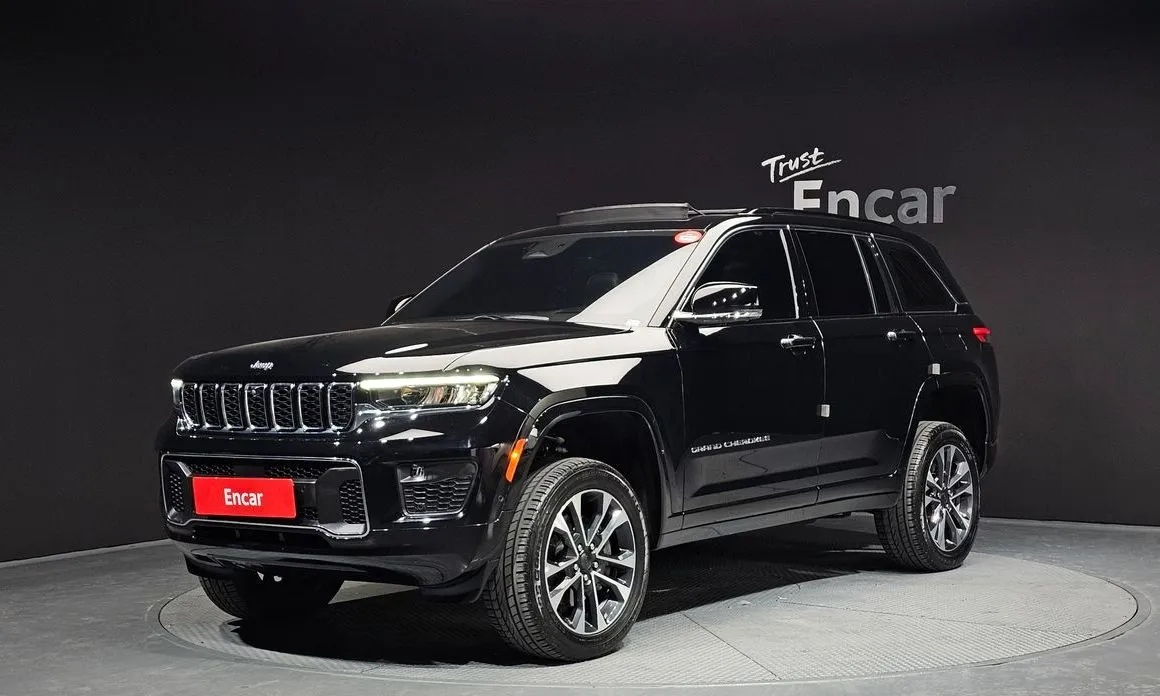 Jeep Cherokee — фото 1