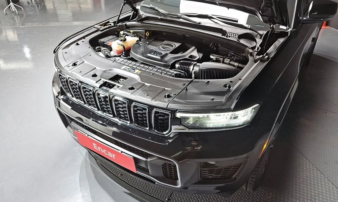 Jeep Cherokee — фото 10