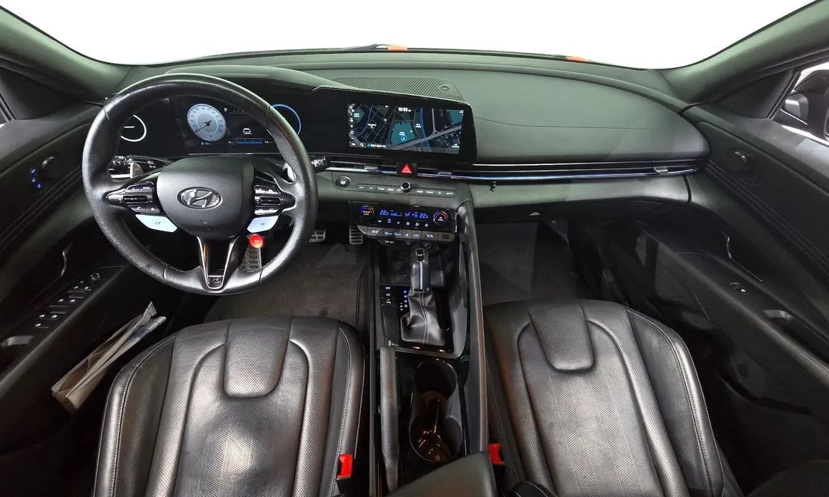 Hyundai AVANTE — фото 8