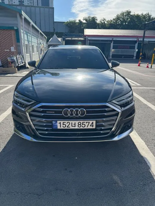 Audi A8 — фото 8