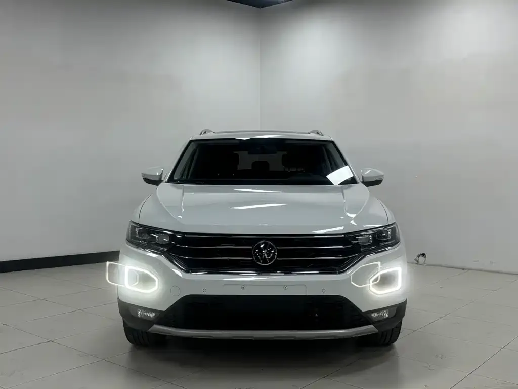 Volkswagen T-Roc — фото 3