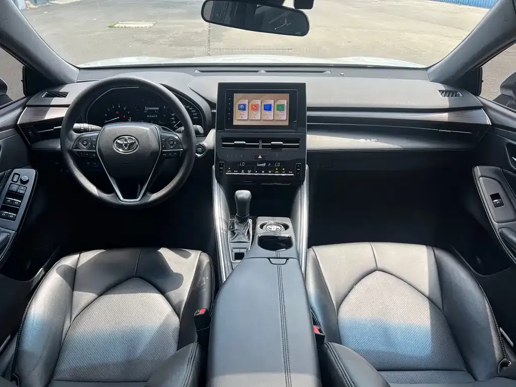 Toyota Avalon — фото 10
