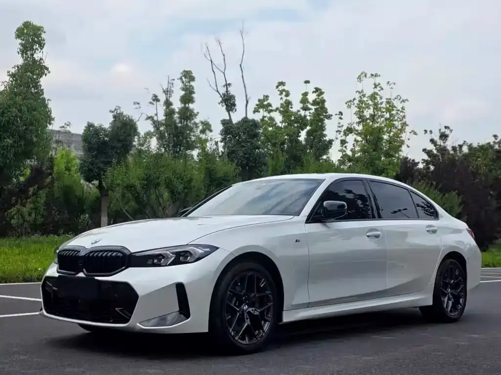 BMW 3 Series — фото 1