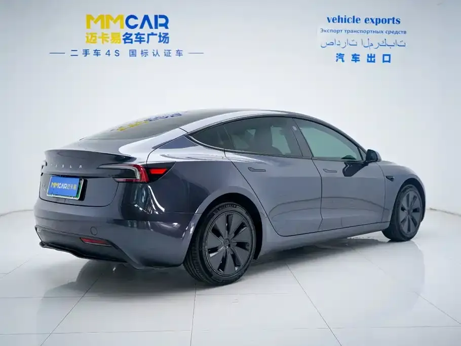 Tesla Model 3 — фото 7
