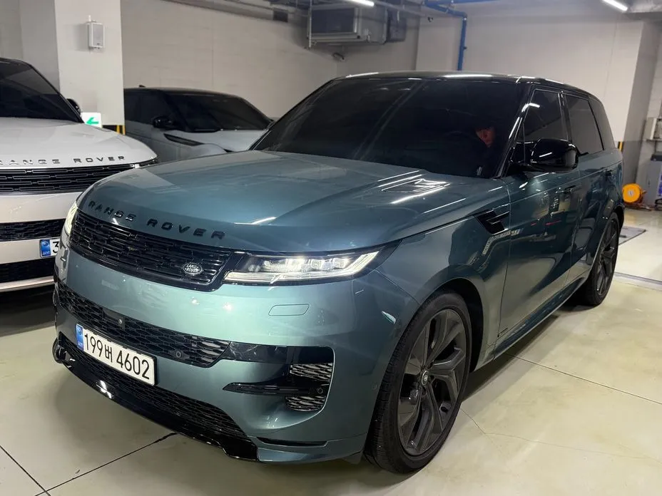 Land Rover Range Rover Sport — фото 1