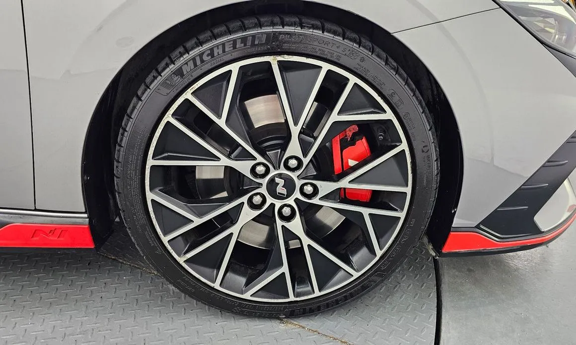 Hyundai AVANTE — фото 8