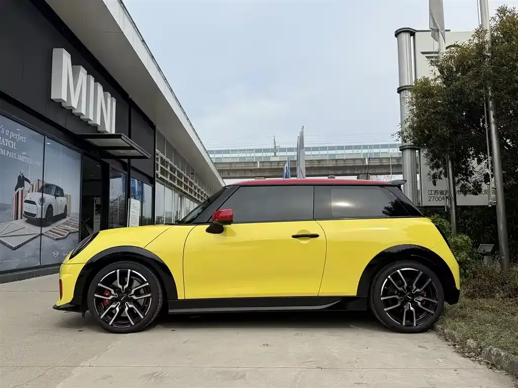 MINI JCW (John Cooper Works) — фото 6
