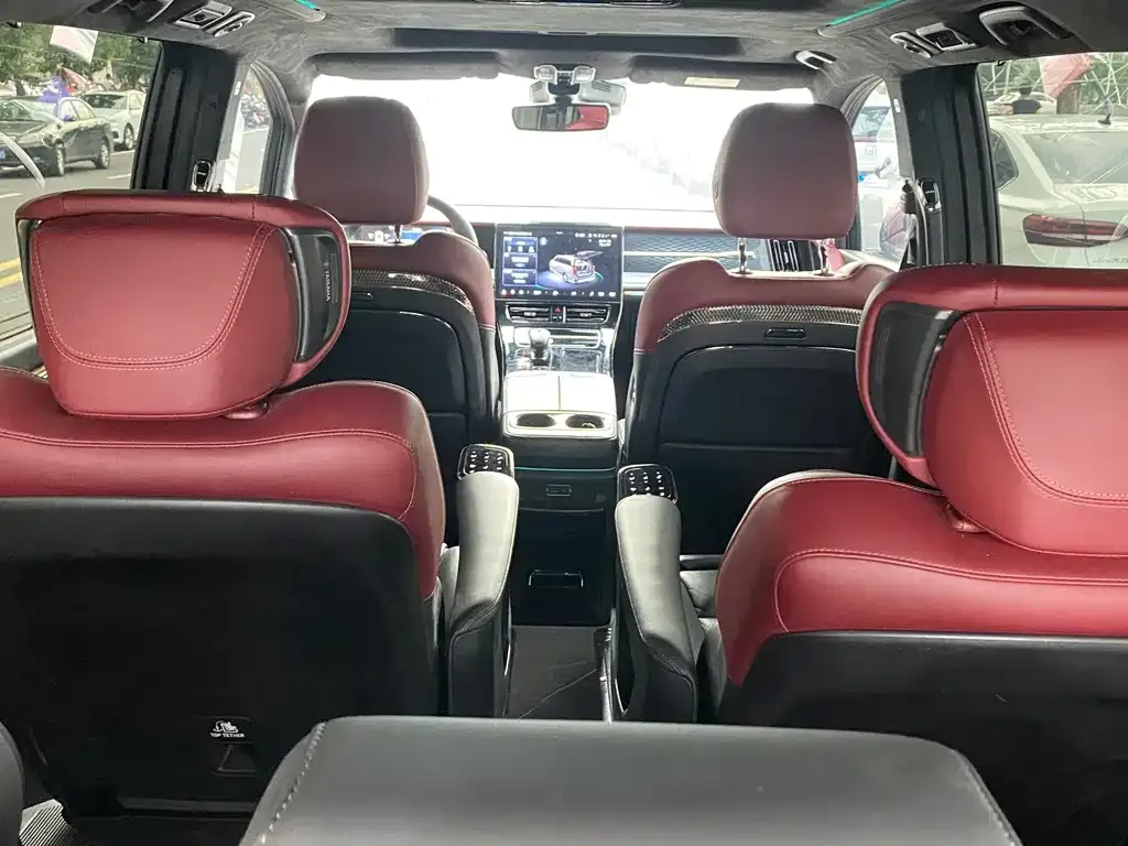 GAC Motor Trumpchi M8 — фото 5