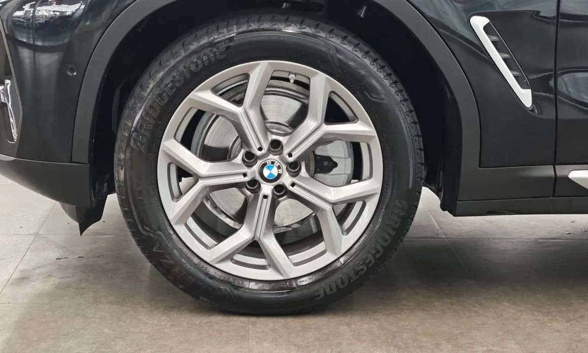 BMW X3 — фото 10