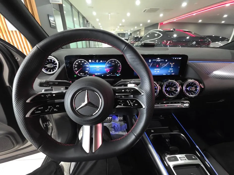 Mercedes-Benz GLA-Class — фото 10