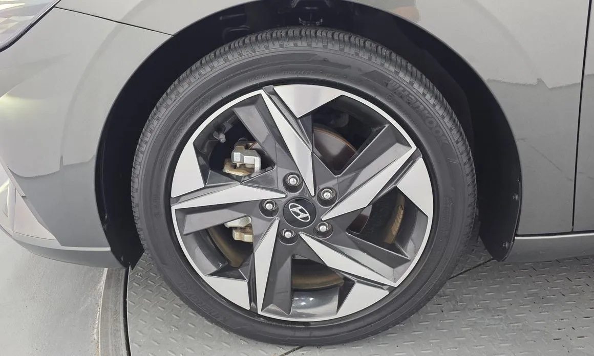 Hyundai AVANTE — фото 9