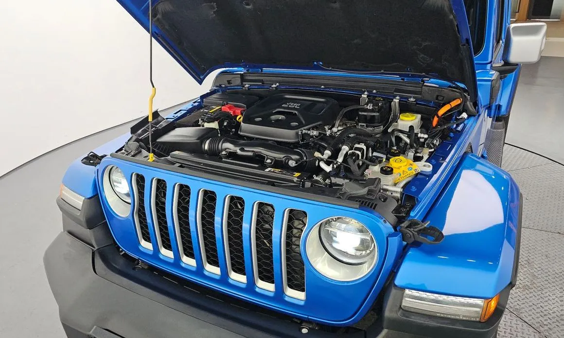 Jeep Wrangler — фото 8