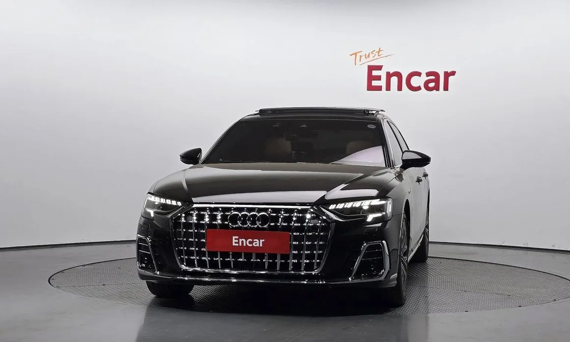 Audi A8 — фото 2