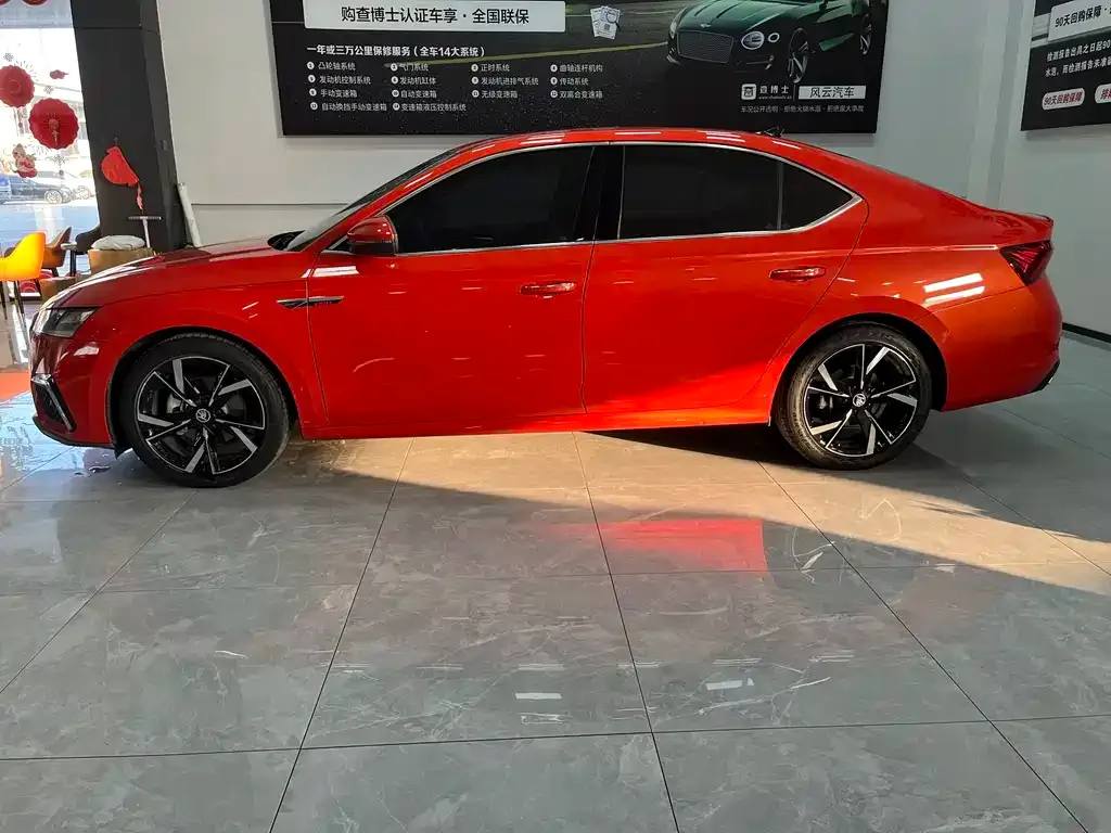 Skoda Octavia — фото 6