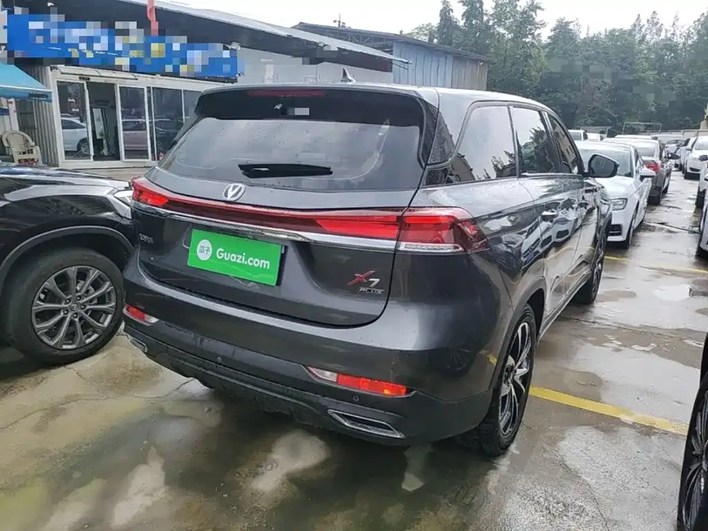 Changan X7 PLUS — фото 3