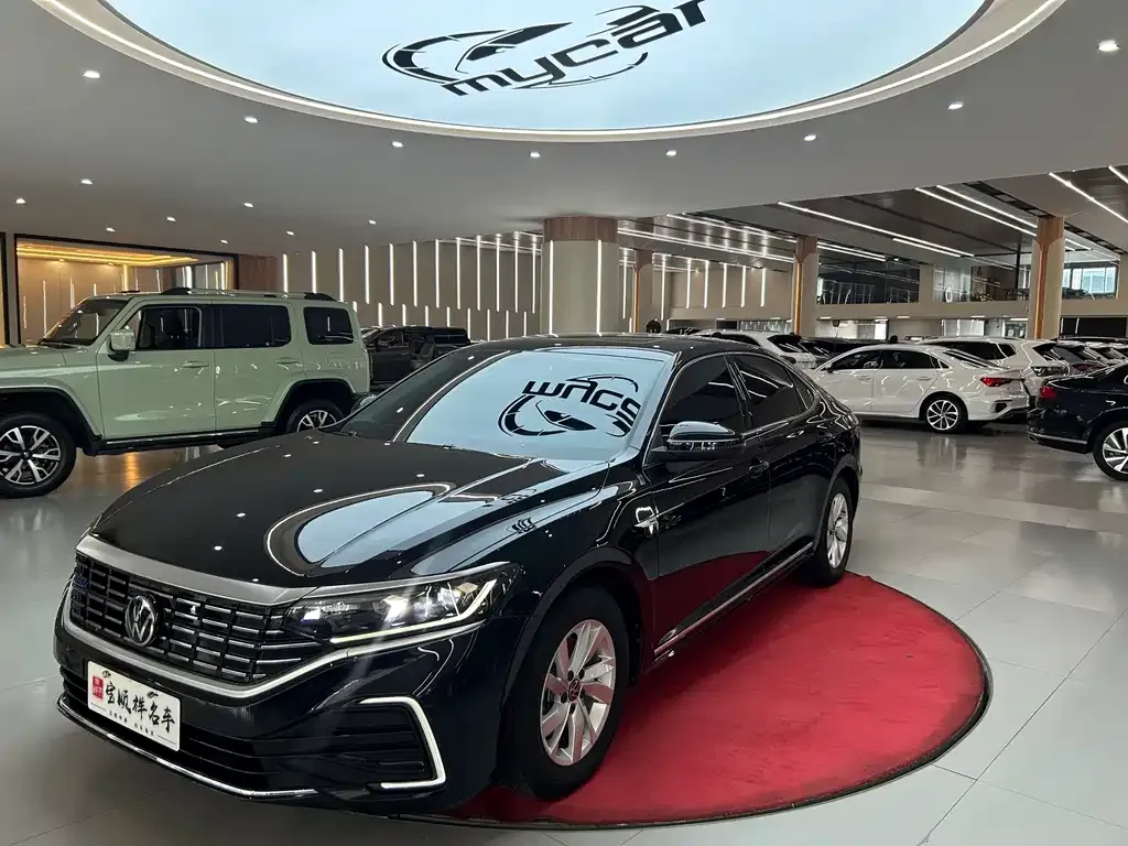 Volkswagen 帕萨特插电混动 — фото 1