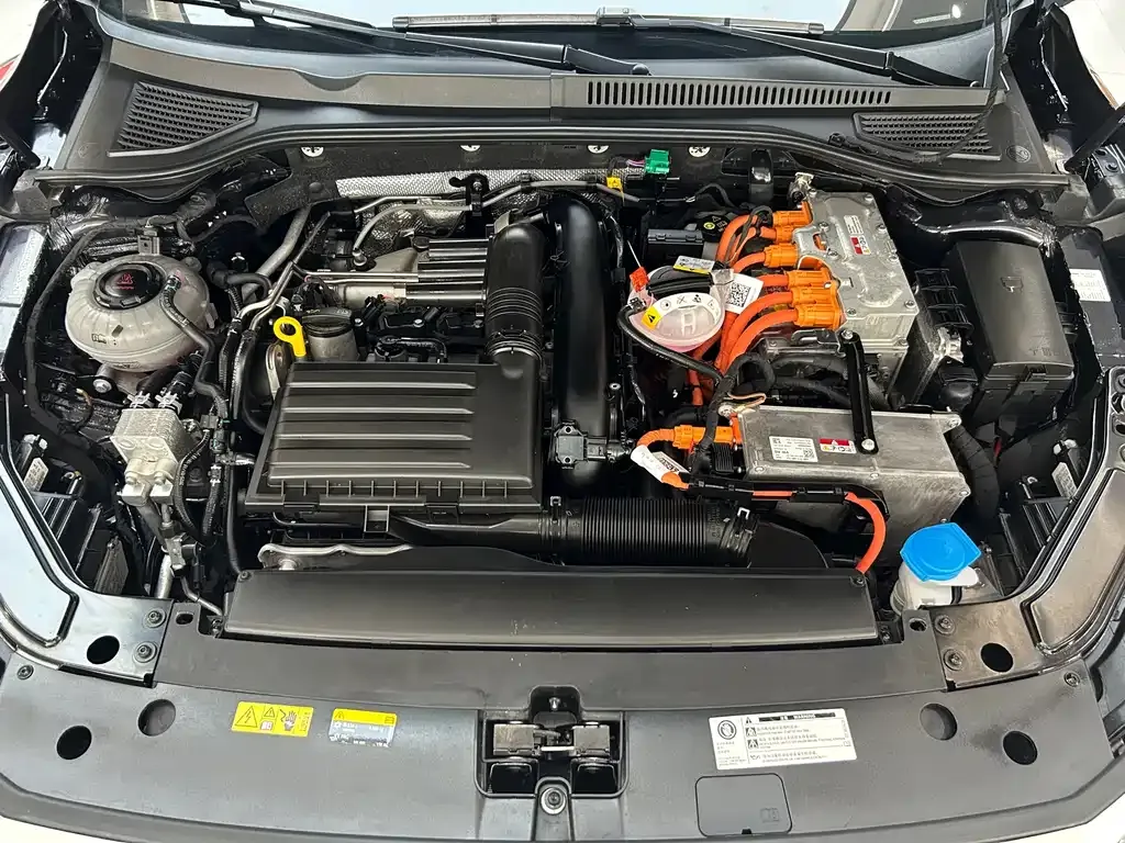 Volkswagen 帕萨特插电混动 — фото 6