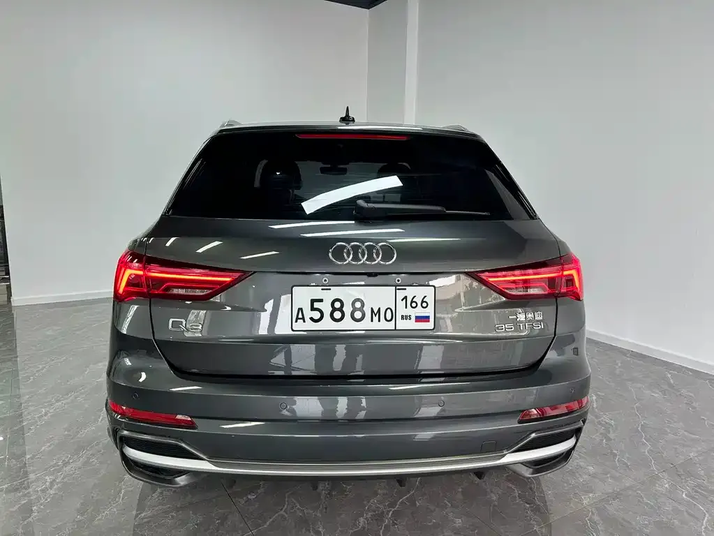 Audi Q3 — фото 7
