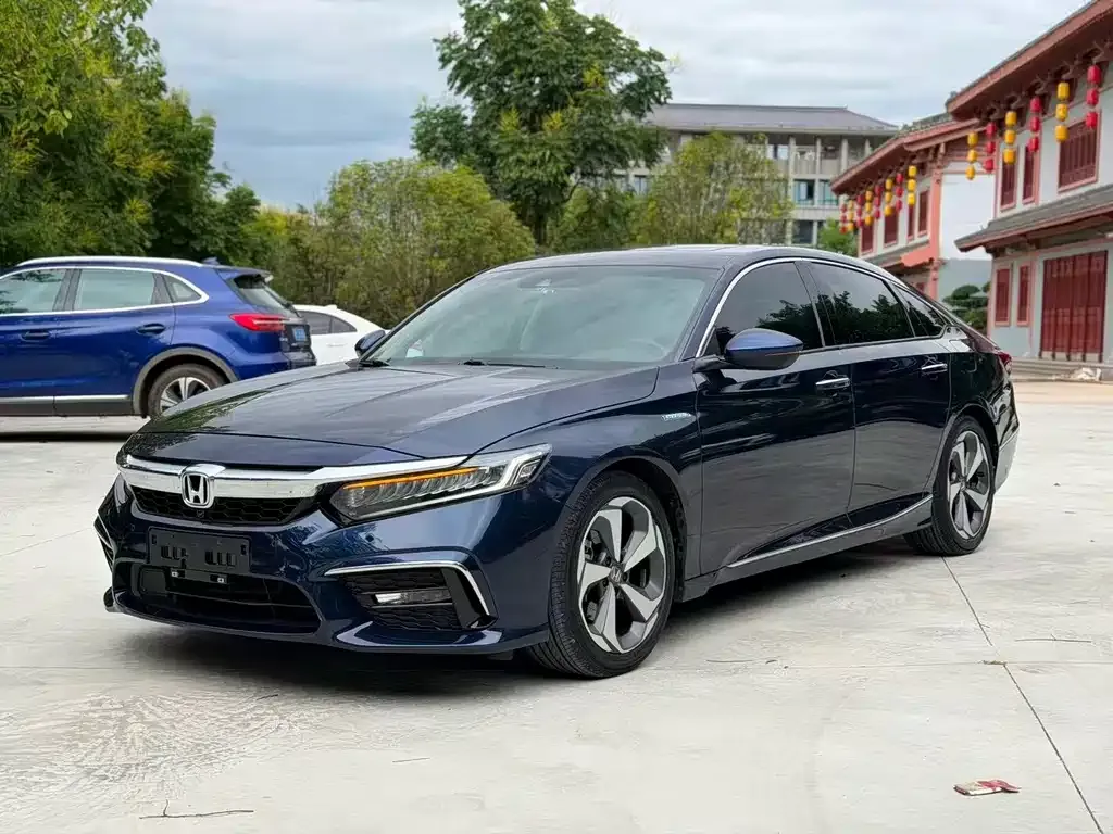 Honda Inspire — фото 1