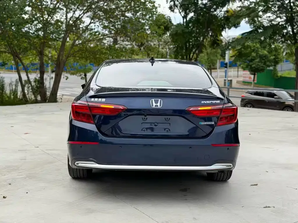 Honda Inspire — фото 3