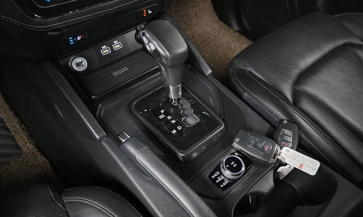 KG Mobility (Ssangyong) Rexton — фото 8