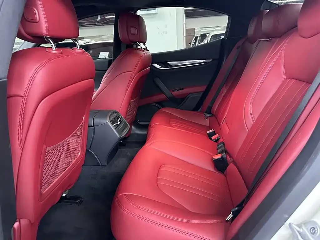 Maserati Ghibli — фото 4