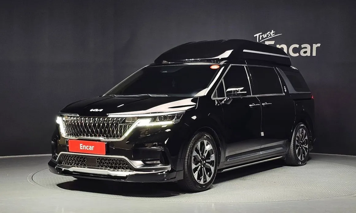 Kia Carnival — фото 1