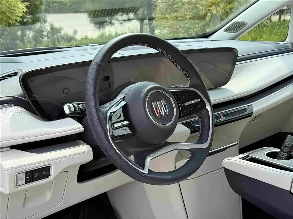 Buick GL8 Hybrid — фото 8