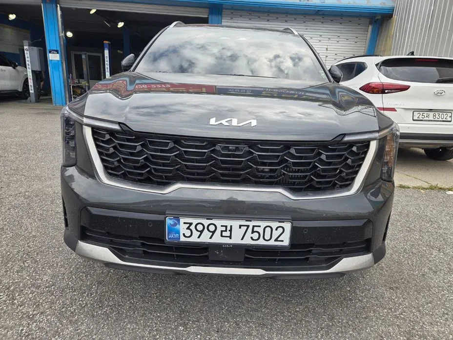 Kia Sorento — фото 7
