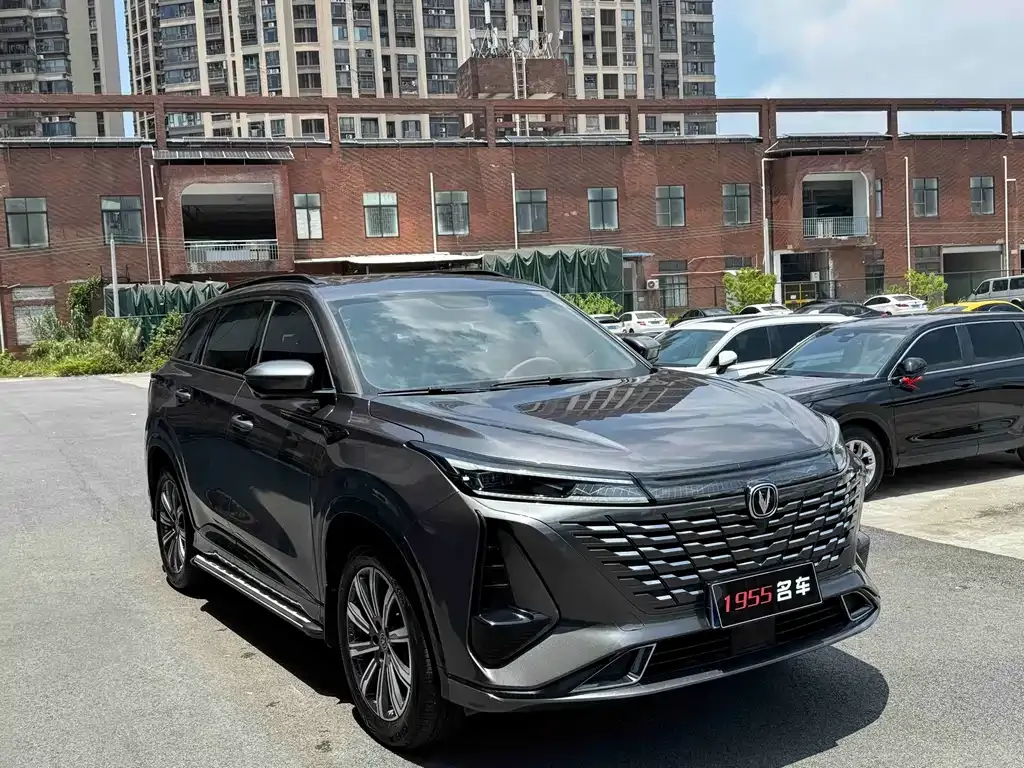 Changan CS75PLUS — фото 9