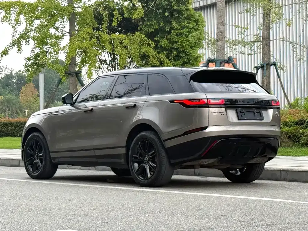 Land Rover Velar — фото 7